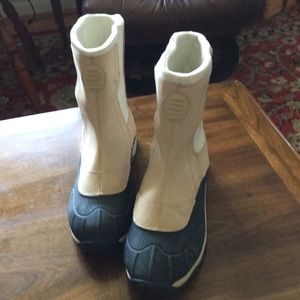 LL Bean waterproof pull on boots.